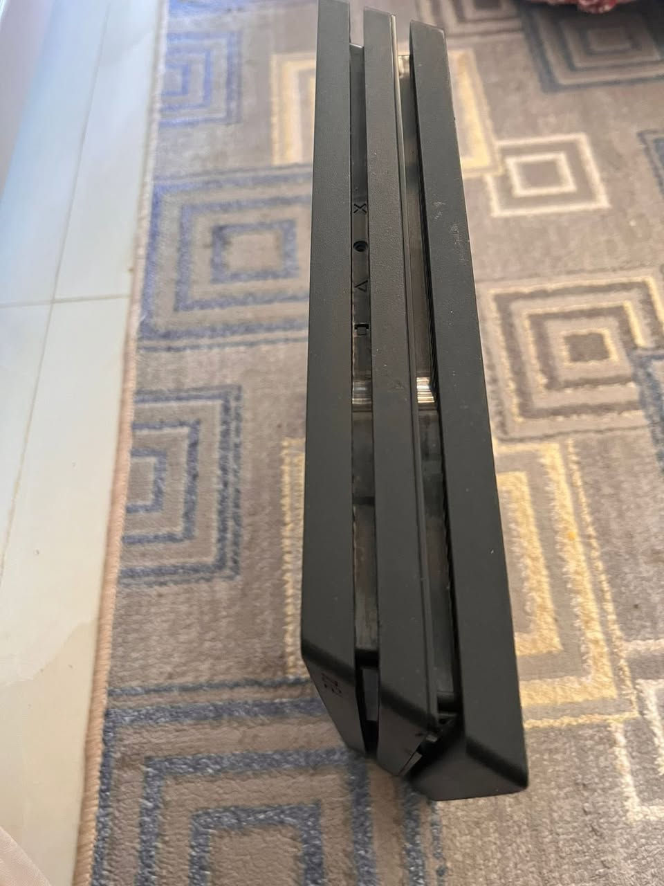 السلام عليكم
بلي 4 PRO للبيع 
التفاصيل والسعر الاتصال على الرقم الاول مال الاتصال ***********
رقم الثاني مال وتساب /***********
