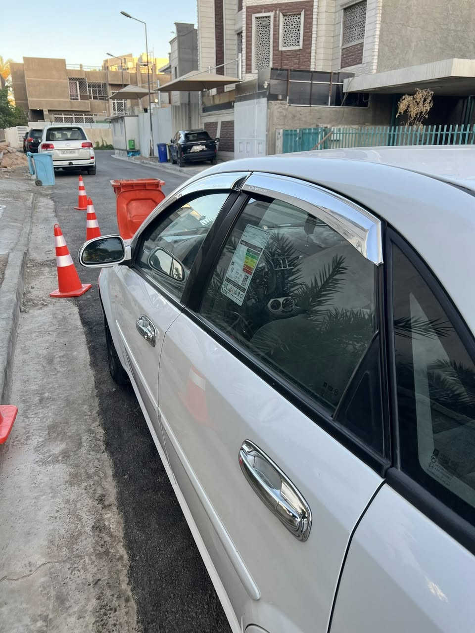 اوبترا ٢٠١٢ سياره جاهزه مر كلشي. محرك شركه لاتنقيص ولا تبخيزر قايش واتر بم جديد اليوم شديته كهربائات كله شغله  تبريد خير من الله  شاشه كامره دواره سياره حيل حلوه بيه صبغ جاملغات اماميه  بدون دواخل. مكان السياره بغداد السعر 83وبيه مجال بسيط وهذه رقمي***********الشراي يتصل ولحد يكسر بحلال غيره زجاء الرزق عله رب العالمين
