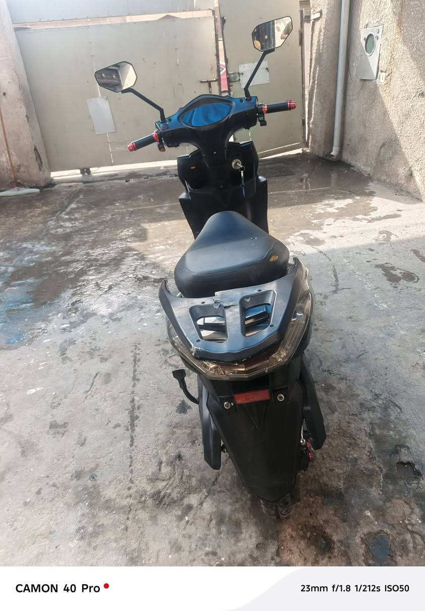 سلام عليكم دراجه شحن موديل 2025نوع ماتركس دراجه جديدة خمس بطاريات الاستفسار عن رقم *********** مكاني حي الجهاد
