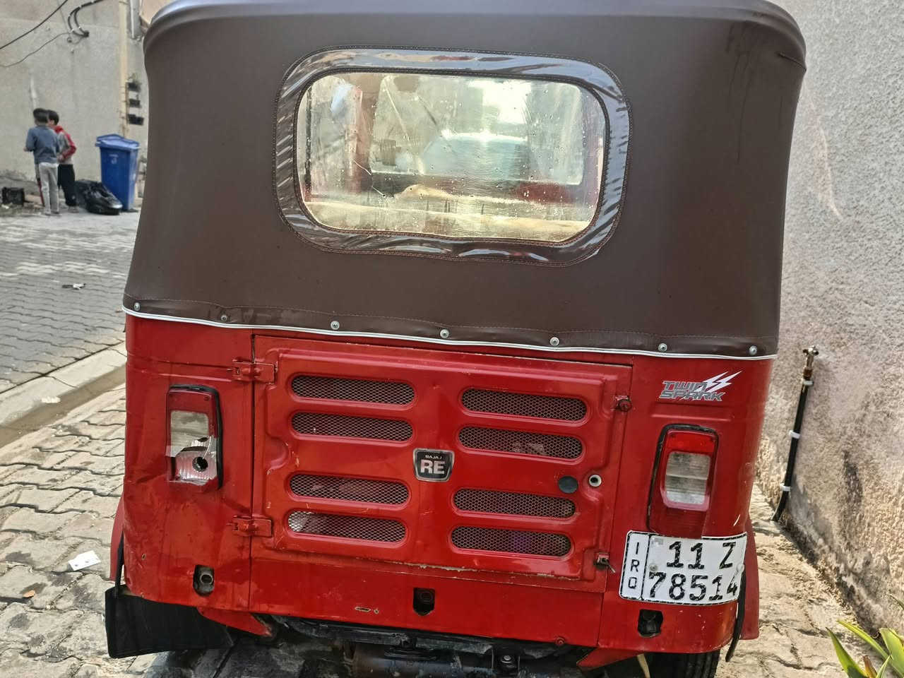 سلام عليكم تكتك للبيع موديل 2018 شهر 11 مرقم بسمي تحويل ثاني يوم كاملة ما بيهة نقص اكفلها لا تنقيص و لا تبخير سعر 5400 بيها مجال
مكاني الحرية 
***********
