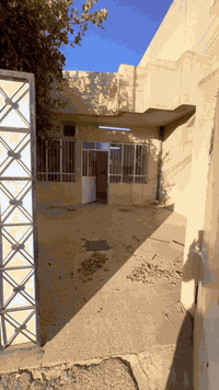 بيت للإيجار 🏠
في حي السكر قرب مستشفى الخنساء 📍

المساحة ١٠٠ متر 📐

يتكون من غرفة نوم وهول ومطبخ واستقبال وصحيات وكراج 

السعر ٣٥٠ الف

للإستفسار 
***********.      ***********
***********
