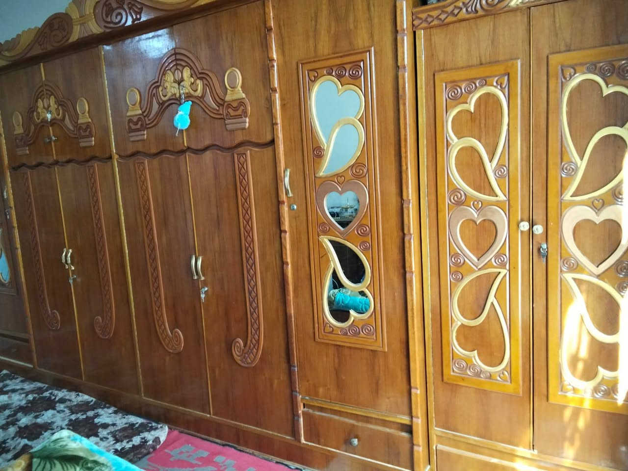 السلام عليكم عيني عندي غرفه اخشاب للبيع محتاجه واريد ابيعها


**إذا كنت صاحب هذا الإعلان وتريد حذفه لأي سبب، رجاءا أرسل رسالة إلى الدعم الفني**