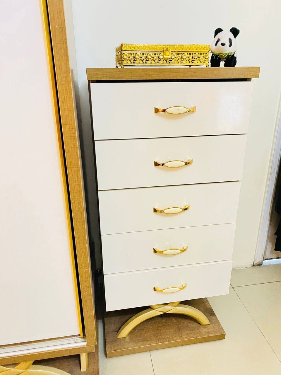 سلام عليكم غرفه تركية للبيع 💖
السعر :مليون و ميتين الف🤩 و بيها مجال ❤
للاستفسار:على هذا الرقم ***********💖
