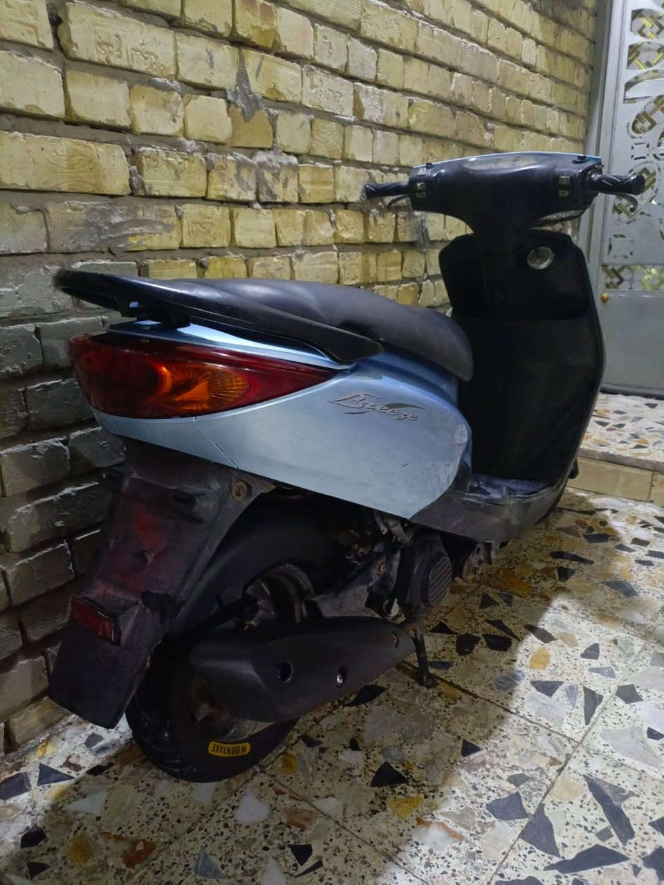 السلام عليكم درجه بريز   رنبه   جديدة 
 درجه كله بلاديه  خير من الله   شلعه ومعدال شغاله سلف وهندر مكينه خرسه ناعمه  كهربائيات كله شغال شاير يمنه يسره عداد كليو متر شغال الايت عالي ناصي كله شغال بريك مامي خلفي   مكفوله كفاله عامه 
وراق كامله   
مكاني بغداد  
السعر 650 
رقمي ***********
