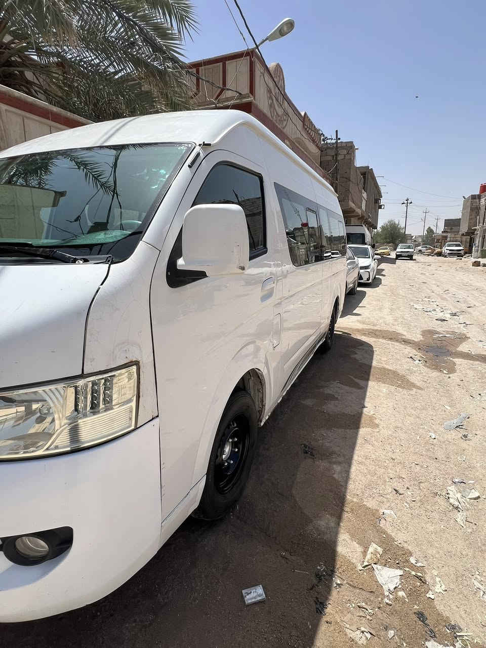 سلام عليكم فتون موديل ١٤ سيارة رقم ميسان بيها ضربة بل بجم وضربة ورا والبقية كفالة تبريد توه مسويها منظومة كاملة كير محرك تراي  وين مايعجبك عنوان سيارة البصرة زبير***********
