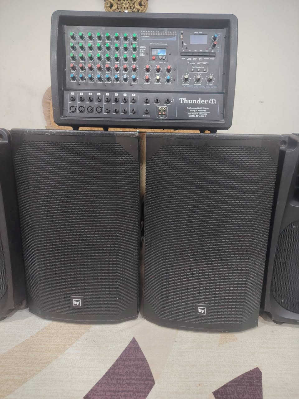 زوج سماعات w17تجميع عبد الهادي نظافه ٨٥ +زوج ايفي كوبي باب اول شرط النظافه والنقاوه والدفع مكان حله
السعر واي ستفسار خاص


**إذا كنت صاحب هذا الإعلان وتريد حذفه لأي سبب، رجاءا أرسل رسالة إلى الدعم الفني**