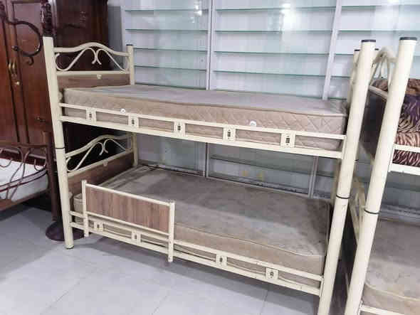 سرير طابقين مستعمل نظيف العنوان اربيل هفلان شارع جامع سيد طيب *********** اواتساب ***********اواتساب
