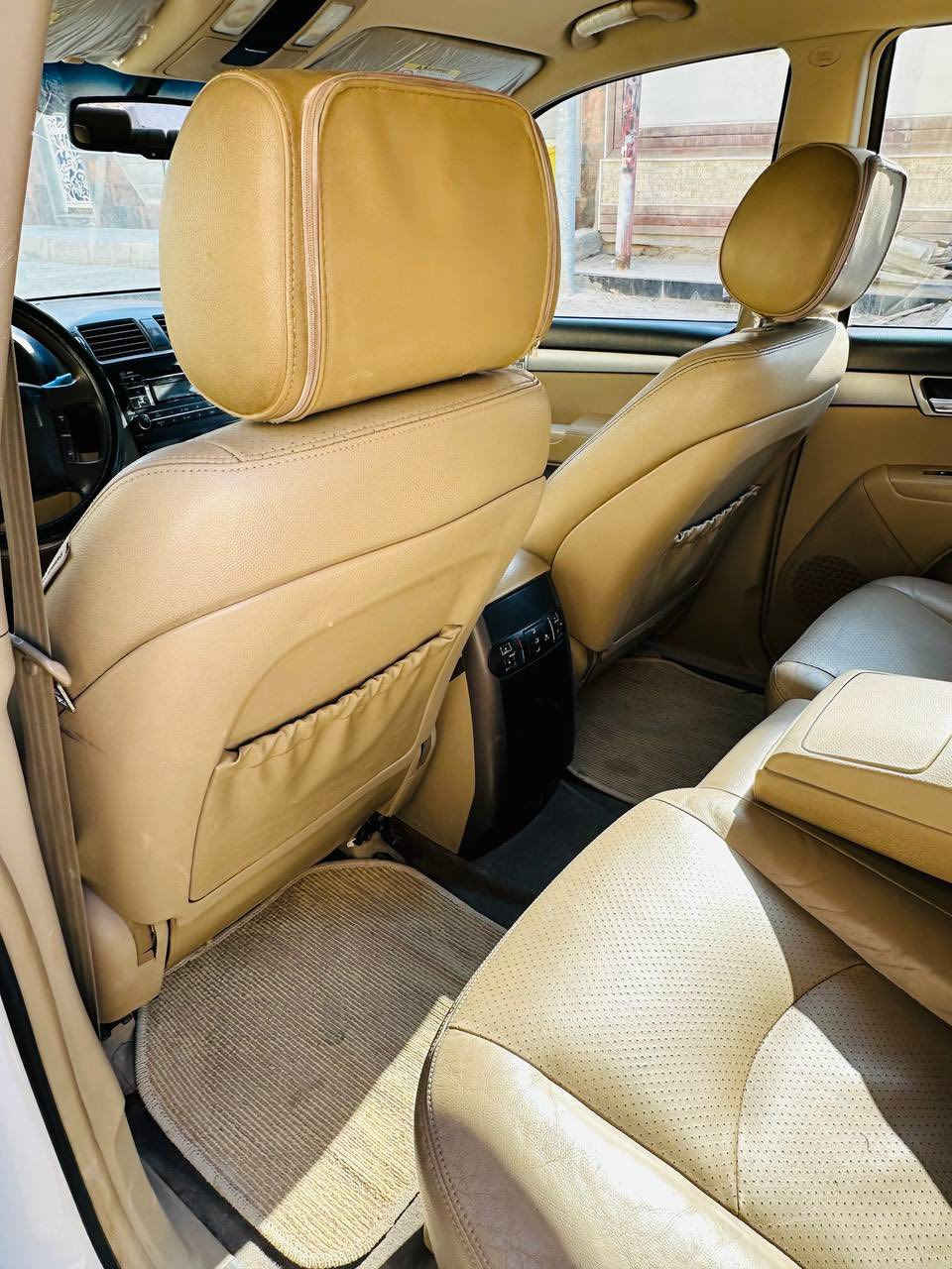 السلام عليكم
للبيع فقط…!
موهافي موديل 2016
السياره وارد خليجي
السياره مكفوله 
عدا باب السايق مصبوغ اثر شخط
مواصفات السياره
تحكم ستيرن جهتين
كشنات جلد 
حساس امامي خلفي 
كاميرا بل رجوع للخلف
السياره فور ويل 
السعر  (160)وبيها مجال 
المكان ،،الديوانيه 
للاتصال ***********
