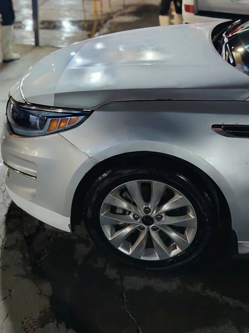 سياره اوبتيما وارد أمريكي موديل ٢٠١٦ لون سلفري جاهزة من كلشي تخم تاير جديد حداديه جديده منضومه تبريد ميكانيكي جديده بدون دوانز رقم سياره ذي قار دولي سنويه ٢٠٢٩ سعره 128 ورقه وبيه مجال بسيط مكان السياره سماوة //قضاء الرميثه
السياره بسمي مداور ثاني يوم
(صور الحادث كما موضح بل صور في أمريكا )
رقم الجوال //***********
