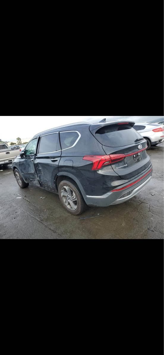 هيونداي سنتافي ٢٠٢٢ امريكي
فوول فوول مواصفات بانوراما 
(بابين صبغ بدون دواخل)
ماشية ٤٥،٠٠٠
سيارة كلش نظيفة 

مواصفات/ 
بصمة 
شغال
بانوراما 
رادار خلفي و امامي 
شحن وايرلس 
شاشة إلكتروني 
صندوق شفت 
كشن جلد- كهربائي -هيتر
لايد زينو
ويل كروم
خريطة 
حتى النهاية 
رقم الهاتف ***********
الهنوان دهوك Singapore
