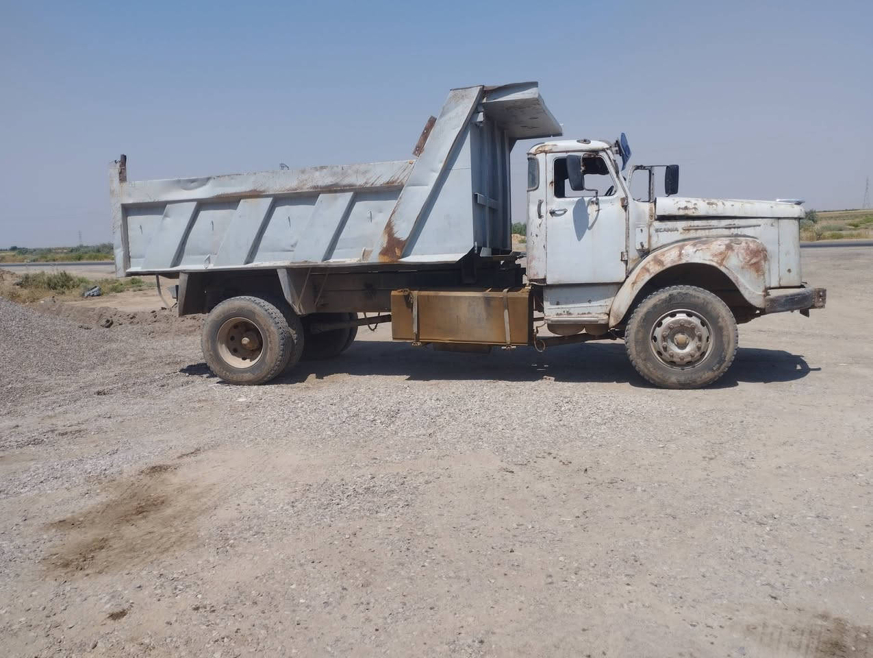 سكانيا 111مكفول كفال عام محرك لا صرف لا بخار كير شرط موديل 82سعر 80ورقه هاتف ***********
