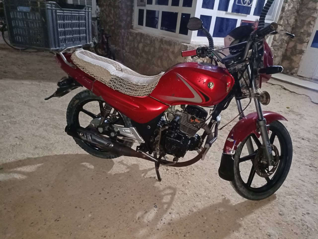 سايم للبيع موديل 2013 بدون اوراق سعر 550بي مجال رمادي الجزيرة ***********
