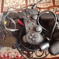 اسلام عليكم بلي للبيع السعر 45 و بي مجال بي 6 العاب طبه الشراي يتصل 07...