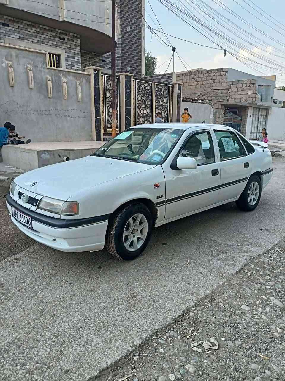 اوبل فكتره موديل93 حجم 16 رقم مصطره جديد هزه جديده السياره بسمي شرط التحويل محرك كير شرط طخم تاير جديد دوشمه جديده شاشه طخم سماعات باتري جديد السياره صبغ عام بيها تلكيطات معجون بدون حادث شرط لاكص ولاكلب السعر36 وبيها مجال قليل مكان السياره موصل حي الرساله ***********/***********
