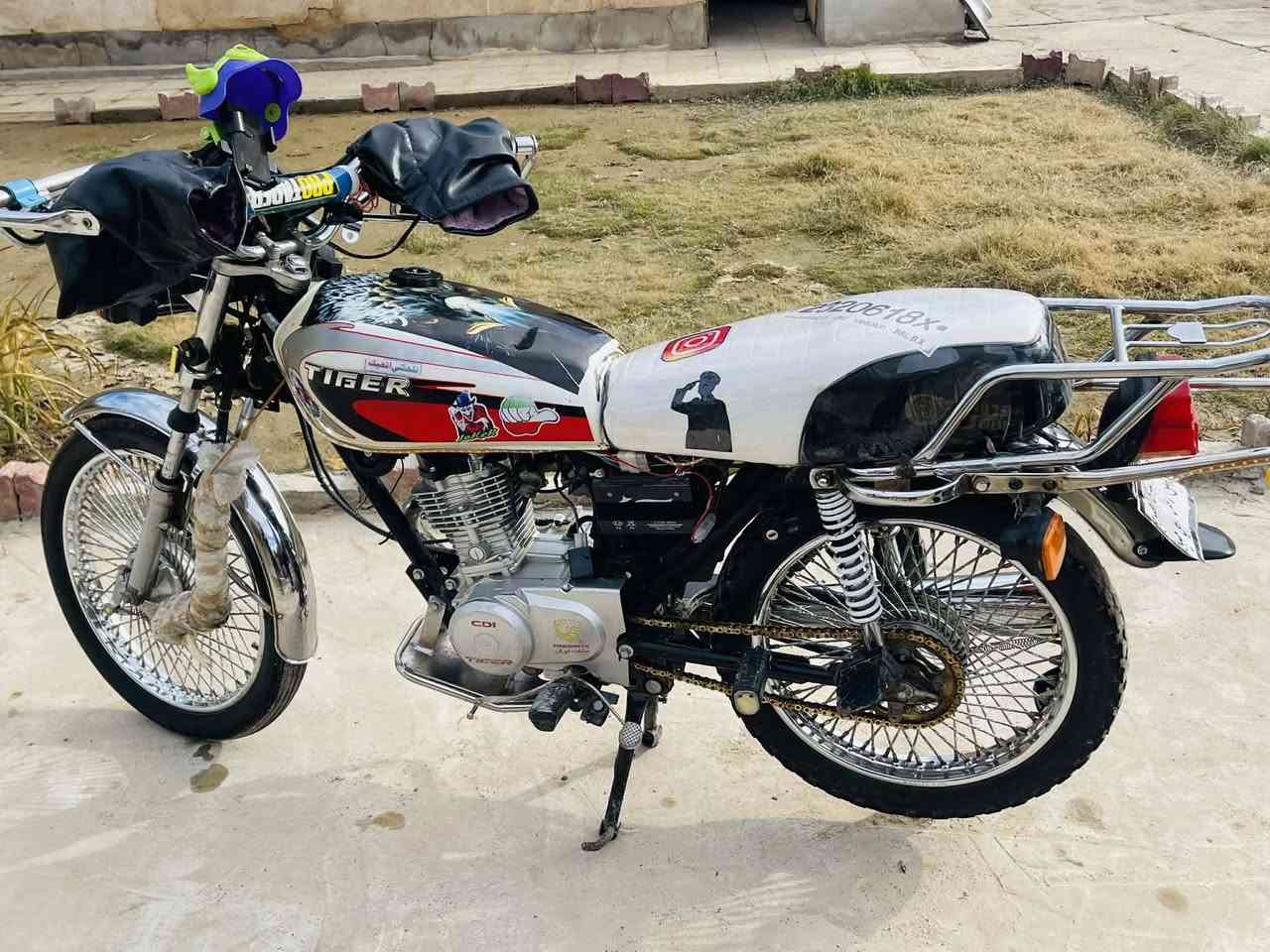 ماطور تايكر للبيع 2020كله شغال ويرمينه جديد ماطور من ناحيت النضافه فول السعر 450 بي مجال حك جيتك.   التواصل ع رقم *********** العنوان موصل قرية الجرن
