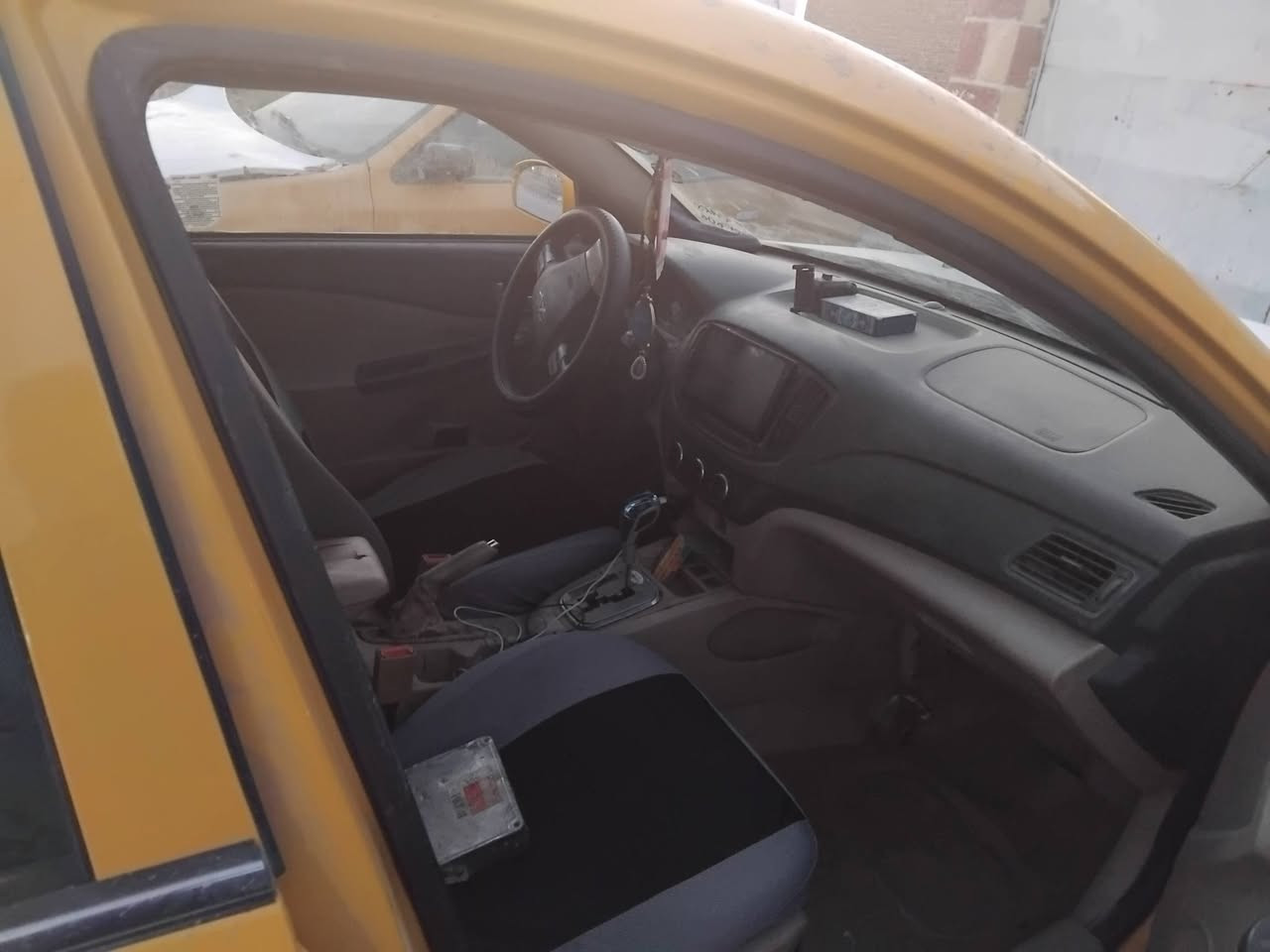 شيري e5 ٢٠١٤ خصوصي لون اصفر رقم اربيل    مكينه ٢٠٠٠ ابوالجف مكاني بغداد  سبع البور السعر ٦٠ بيه  مجال  0777 954 5261
