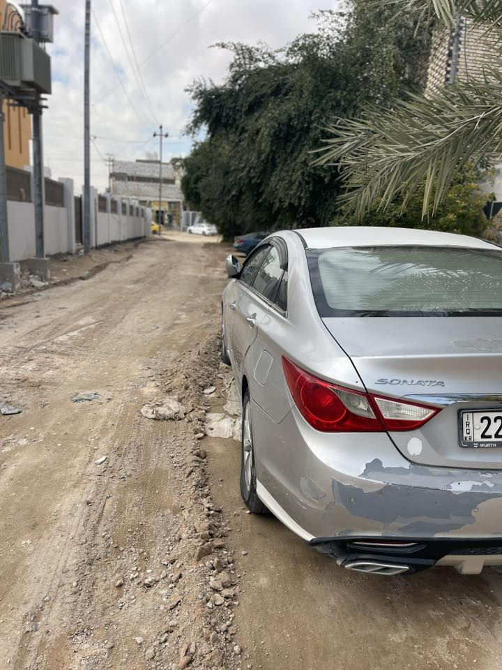 سوناتا موديل ٢٠١٠  وارد كوري مكفوله من صبغ وتبديل مكينة ٢٠٠٠ دوش رقم اربيل انكليزي باسمي كير ومكينه وتبريد جاهزه ضايف عليها منضومه غاز ٦٠ لتر مري شفط شاشه كامره حساسات مكانها نجف السعر ٩٥ وبيها مجال 
الرقم ‭٠٧٨٣ ٥٠٠ ٦٧٢٢‬
