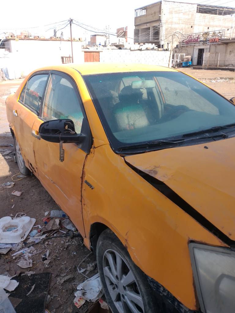 السلام عليكم جيلي محورة كير ومكينة كورلة لاتنقيص ولاتبخير السيارة كوم حديد تجي تشوفها وابيع كوم حديد سيارة تشتغل سعر 10 
بيها مجال  *********** البصرة, العراق
