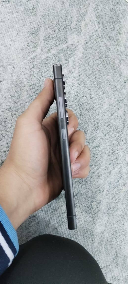 هاتف سامسونك اس 24 الترا
مستعمل لمده شهرين 

ذاكرة ٢٥٦ 

مكفول من التبديل والعطل 

توجد بي زلغ بسيط بالزاوية الفوك موضح بلصورة

سعر   (  ٨٢٥  )
عنواني الناصرية مركز 

*********** + واتساب
