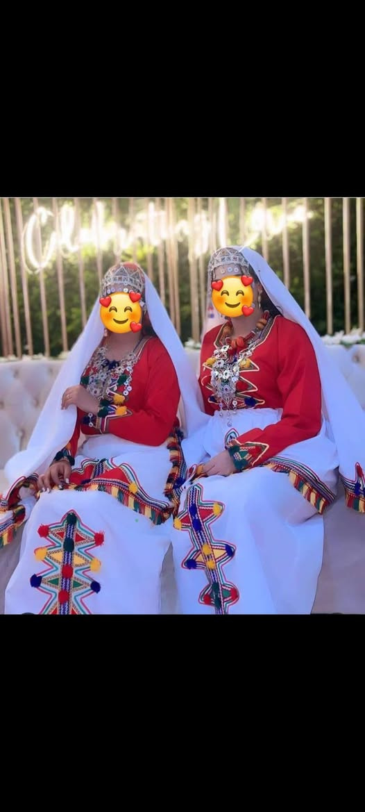 لبسة سوسية بالألوان 🥰
توصيل جميع المدن دفع عند الاستلام


**إذا كنت صاحب هذا الإعلان وتريد حذفه لأي سبب، رجاءا أرسل رسالة إلى الدعم الفني**