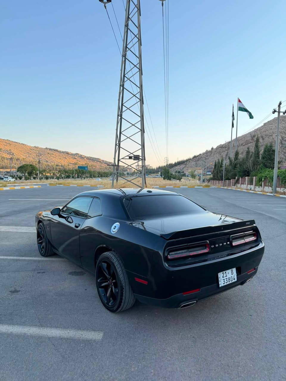 دۆج چالنجەر 2019
DODGE CHALLNGER
مواسەفات (SXT)(AWD) V6
بەسمە و شەغال و شاشە وەسەت و کارپلەی و کوشن کارەبا و حجمی ویل (20)
 بۆیاخ بۆنیت و یەک چاملغی پێشەوە سايق و جاملغى پێشەوەی سەکن کلیر ئەمریکا 
(63)مایل رۆیشتوە 
گێڕ و مەکینە و بەناوکردن و هەموو شتێکی بە شەرت ماڵی دۆست 
نرخ 149$

***********
***********

دوج جالنجر 
موديل ٢٠١٩
مواصفات (AWD) (SXT) (V6) 
بسمة و شغال و     شاشة وسطية تدعم Apple CarPlay
كشن كهربائية و حجم ويل ٢٠ 
عداد المسافة:٦٣ ميل 
ملاحظة السيارة: بونيد و جاملغ أمامي سايق و جاملغ امامي سكن كلير امريكا 

الحالة: القير، المحرك، والترقيم، وجميع أجزاء السيارة مضمونة، والسيارة على شرط الفحص الكامل
سعر ١٤٩$ ورقة مجال بسيت
