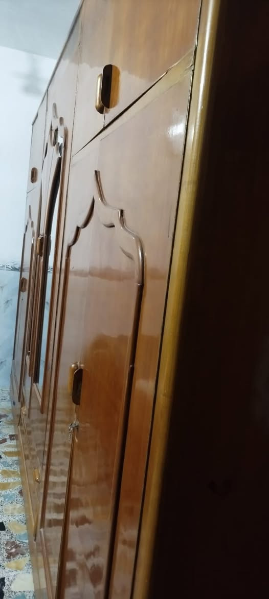 غرفة نوم كاملة

السعر ٧٥٠ الف بيها مجال تخفيض


**إذا كنت صاحب هذا الإعلان وتريد حذفه لأي سبب، رجاءا أرسل رسالة إلى الدعم الفني**