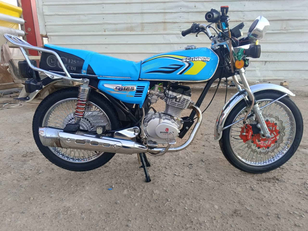 السلام عليكم اخوان
تايكر للبيع موديل 25 كفاله عامه من كل نقص 

كهربائيّات اوراق كامله مكمله 

سعر 680 والشراي يدلل 

مكاني حله شوملي 

***********
