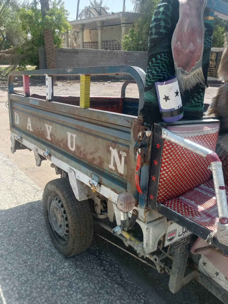 سلام عليكم شباب ستوته للبيع دايون موديل 18اوراق اصولي مكينه 24جديده مكفولة كفاله عام السعر مليون وميتين وبيه مجال الشراي يتصل وبيه خير ويدلل العنوان طوريج وهذا رقمي للتواصل ***********
