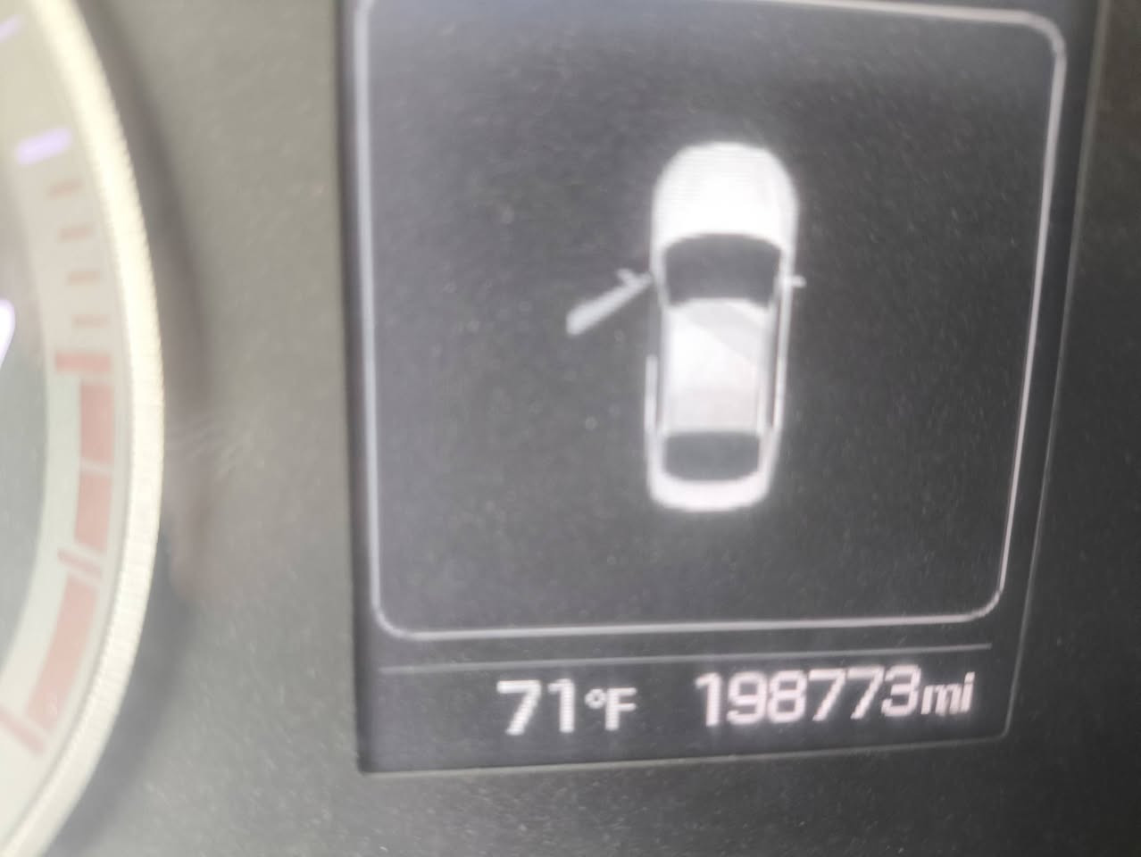 السلام عليكم سوناته 2016 حره بسمي وارد امريكي 
السياره حلوه للعلم سياره وصخه مامغسوله 
 المكينه GDiخير من الله توني شادلهه طابوكه 
رقم نگليزي مميز مراوس بلنتره موديل 2016 أو 2015 
مكاني ناصريه سيددخيل رقم الهاتف ***********
