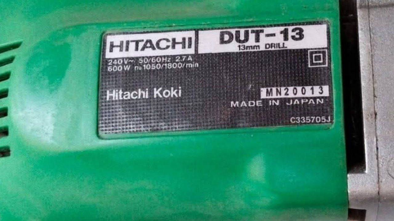 دريل DUT-13  هيتاشي ياباني اصلي(سعر 180 الف شامل التوصيل) استيراد مؤسسة ثمانينات طوبة 13 ملم 600واط سرعة سرعتين واتجاه واحد يوجد توصيل كل محافظات العراق للتواصل ***********
