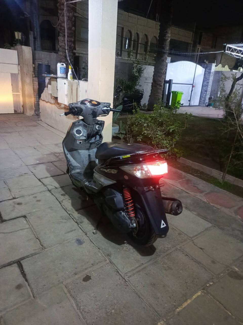 سلام عليكم دراجة للبيع سكنس فحل دراجة خير من لله مكينة ناعمة لا تبخير دراجة مفتوحة اول مرة دراجة نوزل مابيهة  نواقص كهرباءياتهة ماملعوبيهن كلشي شغال مكاني بغداد لمدينة ول سعر 750وبيهة مجال كلش بصيط حك جية لرقم***********واتساب فقط
