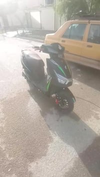 دراجه سكنز شحن ٦بطاريات سرعه ٩٠ مستعمله شهر مشترينهه صار ٣اشهر السعر ٨...