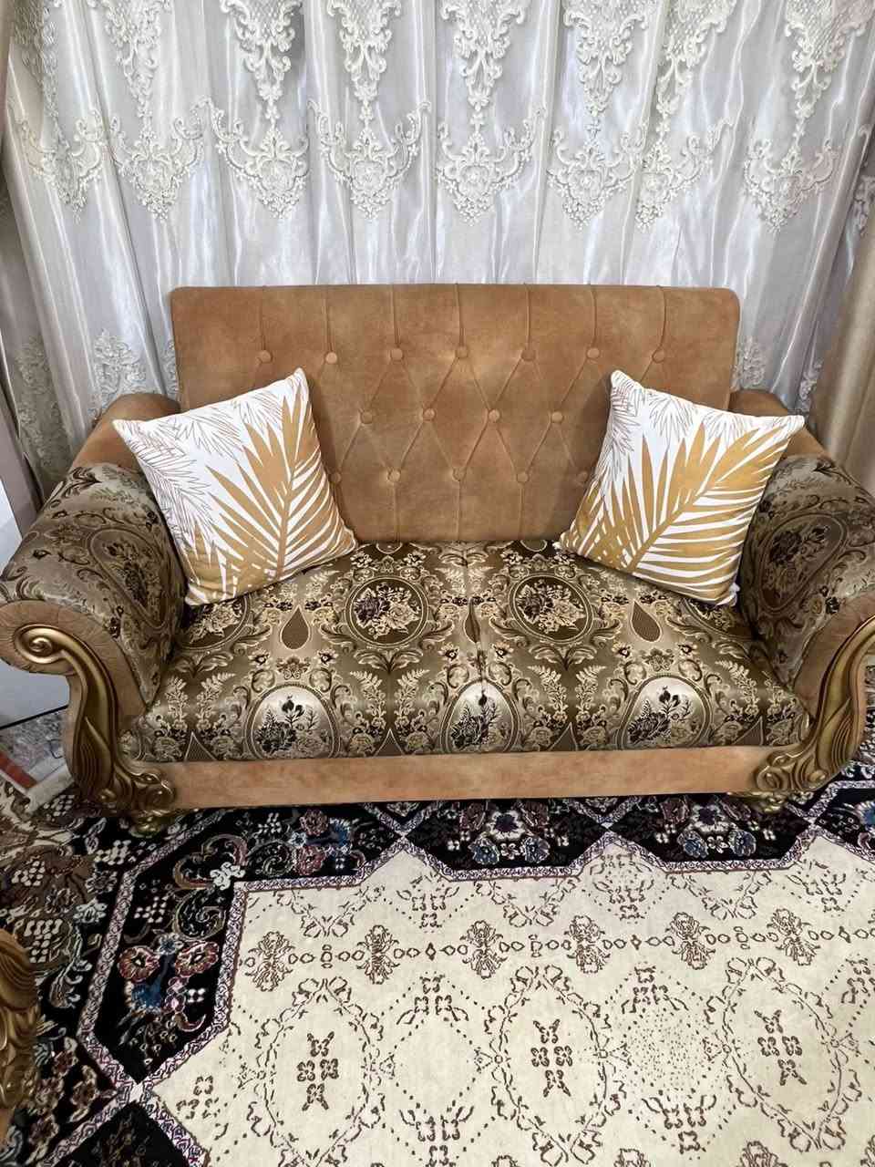 تخم 10مقاعد نظيف مع طبلات عدد 4 نظيفات مع زوليه كاشان 350شانه نظيفه جداً  لاستفسار خاص


**إذا كنت صاحب هذا الإعلان وتريد حذفه لأي سبب، رجاءا أرسل رسالة إلى الدعم الفني**