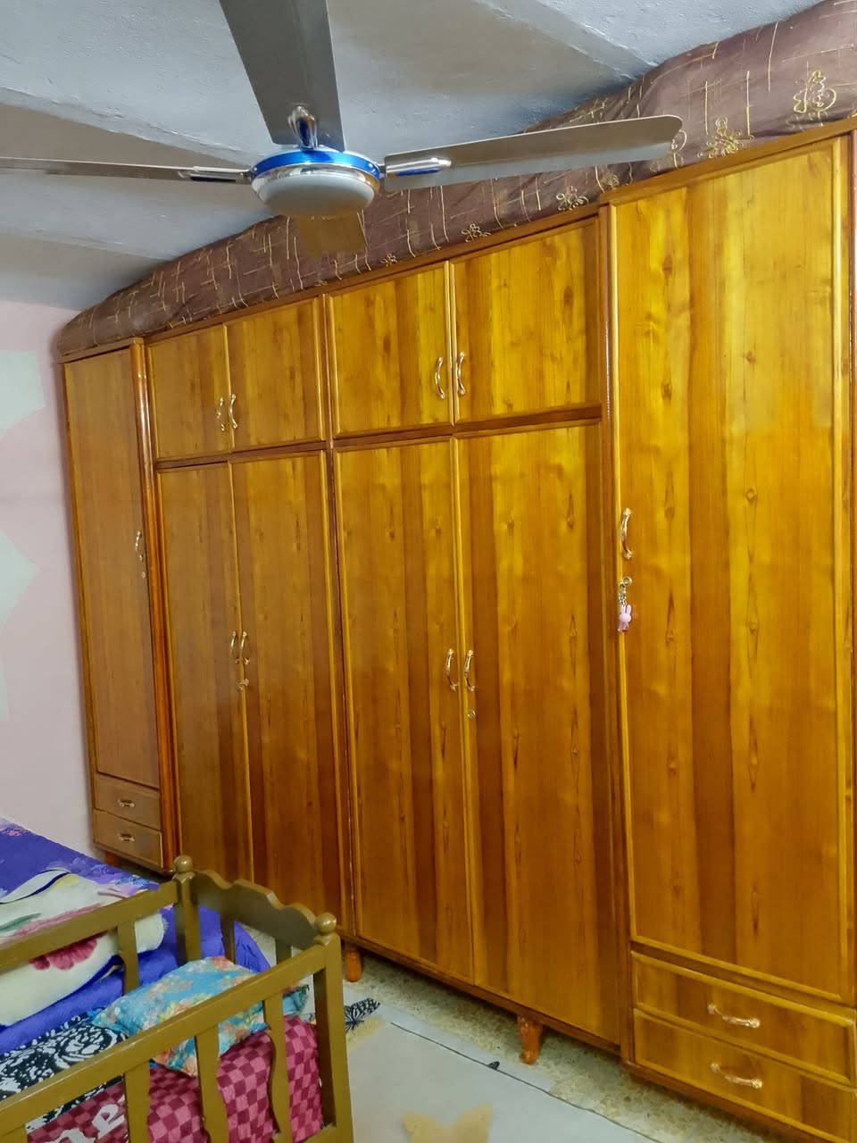 كنتور 6 باب ابو رجلين استعمال قليل
مكاني مدينة الصدر قطاع 61 
***********
