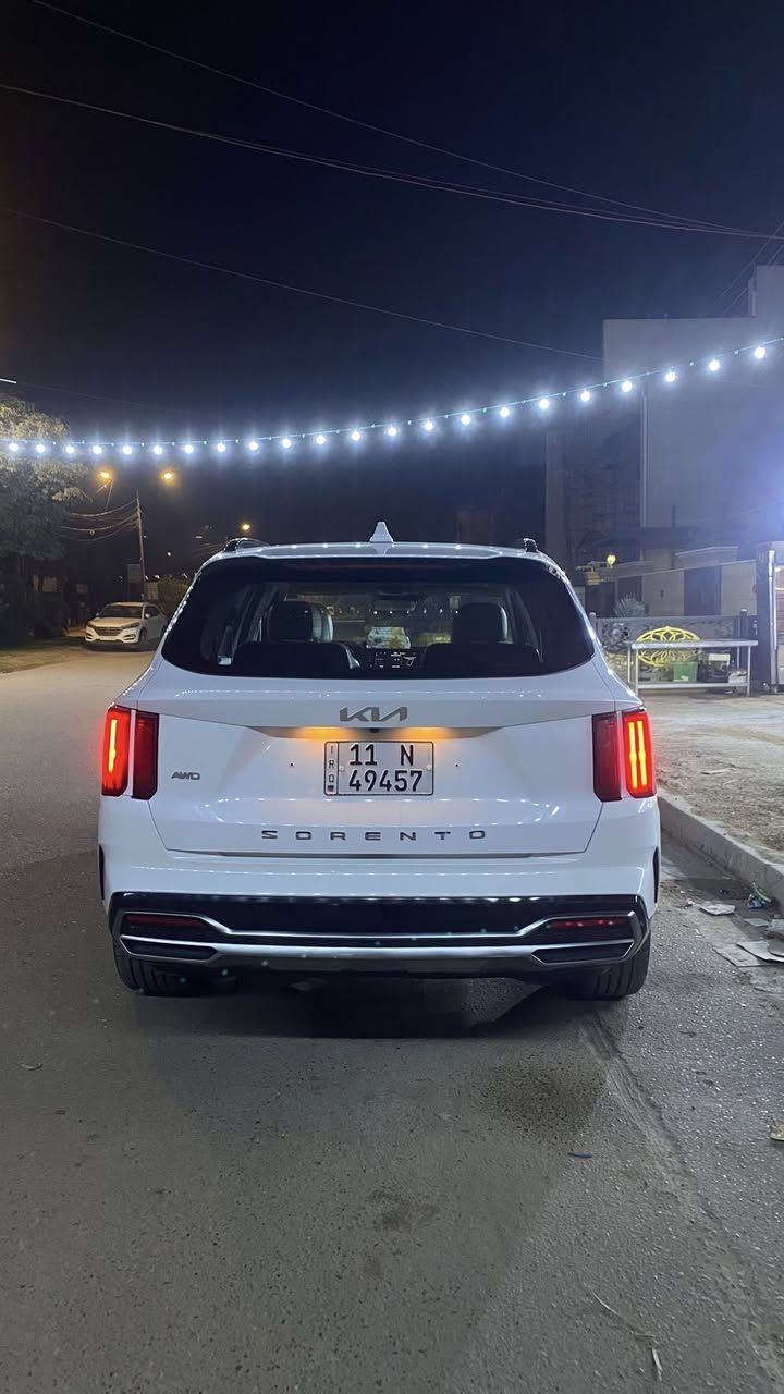الالسلام عليكم ورحمة الله وبركاته سورينتو 2022 وارد اميريكي حادثها قبق جنطة فقططط بدون اي دواخل 
1:محرك 2500 توربو 298حصان كير دبل كلج
2:كشنات اوف وايت منفصل vip
3:بانوراما
4:بلاك توب كامل سوادات
5: جنطة كهرباء فتح واغلاق
6:كشن سايق وجانب السايق كهرباء
7:كشن سايق وجانب سايق تدفئة
8:فور ويل 4x4
9:تراكشن
10:شاشة كبيرة
11:نزول منحدرات
12:نضام ايكو اقتصادي
13؛ نضام سبورت
14:نضام سمارت طبيعي
15:نضام كومفورت
16:نضام سناو للثلوج
 17:سايد بريگ بصمة كهربائي
18:بردة كهرباء
19: نضام اطفاء المحرك اثناء الازدحام
20:لايت Led 
21: تشغيل عن بعد
22: فتح الصندوق عن بعد
23: جهاز انذار
24:حساسات
25:جميع النوافذ اوتو صعود ونزول
26:بصمة ابواب
27:شحن لا سكلي
28:نضام كار بلي
29:انارة داخلية لمس لون ابيض
30:رقم بغداد
امانة الله السيارة كلش جديدة وصدرها جديد  وضمان المحرك ول كير ول صدر ول تبريد السعر...... 285 وبيها مجال الرقم للتواصل ***********
