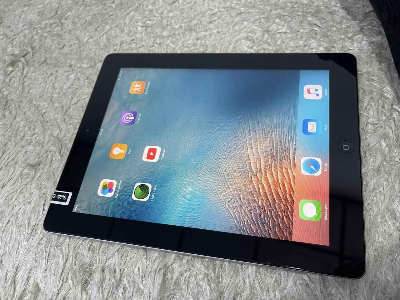 ئایپاد ئەپڵ
گەیت ٢
١٦ گێگا
زۆر خاوێنە نەکرایتەوە کەپسە 
سحری: ٨٥ هەزار


**إذا كنت صاحب هذا الإعلان وتريد حذفه لأي سبب، رجاءا أرسل رسالة إلى الدعم الفني**