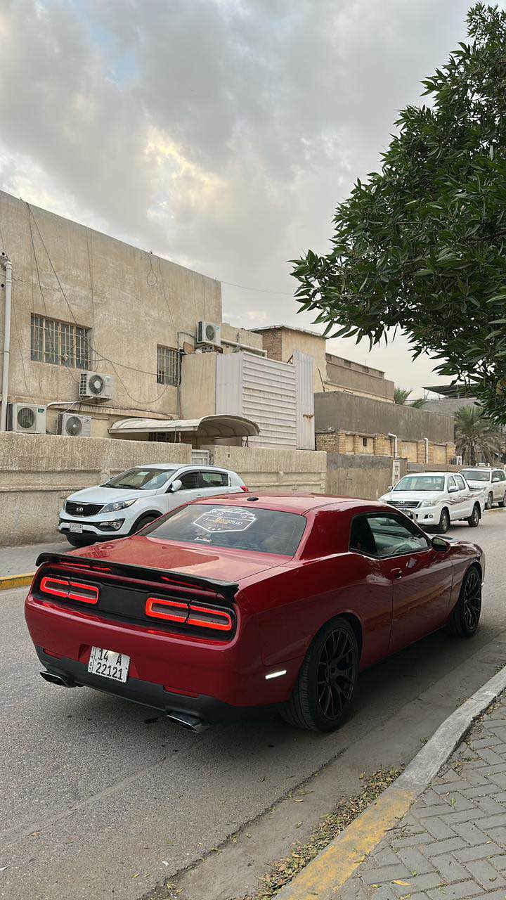 جالنجر 2018 rt 5700 وارد كندي
حادثها جاملغ وراجع نفسه قطعه وحده فقط 
وبنيد محدث هيلكات اصلي 
(بدون دواخل شواصي لغود مكفوله)
رقم بصره مميز هزتها السنه الجايه تخلص 
تحويل ثاني يوم كشنات كنتاره لون احمر 
ماشيه 68 ميل عليها اضافات السياره 
راديتر ومراوح srt
لدات متغيره على التلفون 
لدات جانبيه تكساس
ولف حماوه ميشموتو الاصلي حماوه 85 ثابته صيف شتا
عليها اويل كاج كان 
نوزلات هيلكات 
بلكات ريسنك وفيتبم ريسنك 
ويل هيلكات اصلي
برمجه سيڤتي السياره معروفه بقوتها 
السعر 168 وبيها مجال الزبير, البصرة


**إذا كنت صاحب هذا الإعلان وتريد حذفه لأي سبب، رجاءا أرسل رسالة إلى الدعم الفني**