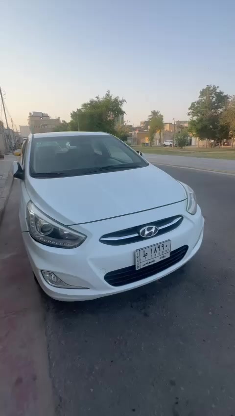 السلام عليكم سياره اكسنت موديل 2016 خليجي ماشيه 128 الف نظيف كلش بيها فقط جاملغ تبديل محرك 1600 ابيضّ رقم بغداد سنويه إلى 2029 ب110 وبيها مجال مكان كربلاء رقم المبايل ***********
