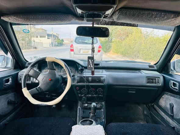 گلاند مۆدێل 1991 مەکینە٦٣بیلاد گێرعادی
گێرو مەکینەو تەحویل و غرامەو براوە بەشەرت
سەیارەکە بۆیاغی نیە دەعم و لێدراو خایسی نیە 
سەنەوی بەسەر چوە بە ناوی خۆمە 
تەقەو رەقەی نیە پێش و دوای تازە توند کراوەتەوە  
٤ تایەی نوێی لە ژێرە کارەبایاتی کامل مەزبوتە 
شوێن کۆیە سعری ٣٧ وەرەقەو مەجالێکی برایانە ژم*********** أربيل
