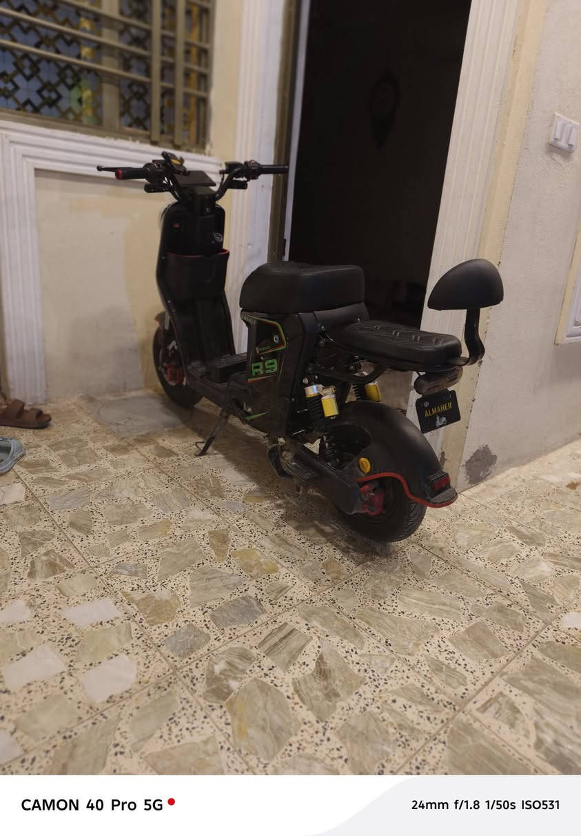 السلام عليكم R9 للبيع مكفولة من البطاريات ومن كلشي كامله دراجه بطاريات اكبار اكبار السعر 400وبيها مجال بسيط العنوان بغداد جسر ديالى القديم الشراي يجي خاص


**إذا كنت صاحب هذا الإعلان وتريد حذفه لأي سبب، رجاءا أرسل رسالة إلى الدعم الفني**