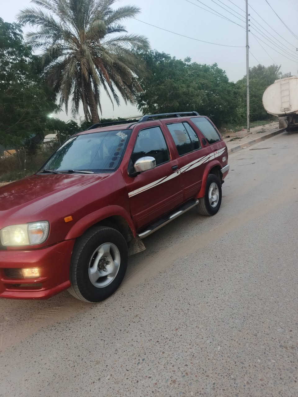 سلام عليكم  نيسان للبيع راعيه ميت محوره ففتي 3000 مكاني كربلاء  لحر سعر 33 وبيه مجال ***********
