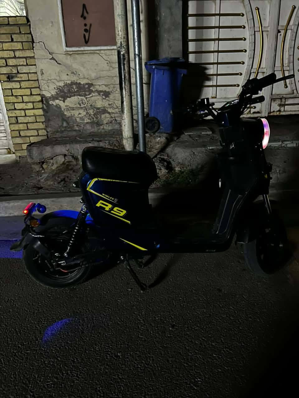 دراجه R9للبيع مواصفات 4سرع لايت بومه بطاريات نضيفه السعر 450بيها مجال ل طيبين
عنوان حي الجهاد بغداد
تواصل واتساب ***********❤️
