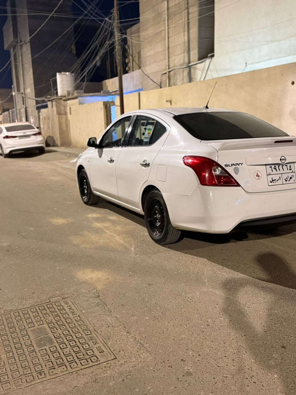 السلام عليكم نيسان سني هندي بليته زركه موديل 2022 مكفوله عده بارد قليل بل بنيد مامبين وبيها شخط قليل بلباب السايق والوراه مامبين كلش  لاصبغ ولا ضربه ولاتبديل  مكينه وكير وتبريد كفاله السياره جاهزه كلش للخير ما بيها نقص سنويه بسم شركه تحويل وكاله مضمونه السنويه تنتهي 20/11 تنتهي استفسار  *********** مكاني البصره السعر 113 البصرة, العراق
