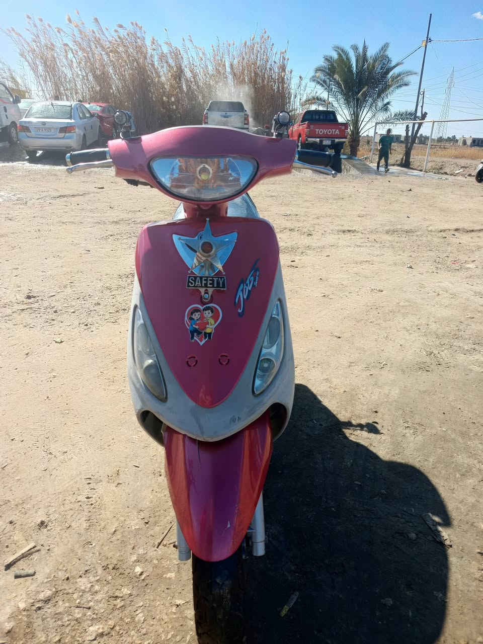 دراجه حاويه طلعتها بل بشهر 11  950 طلعتها جبتها دراجه شلت كفرها شديت لاصلي مختم هاذه لون شلت لوياله شديت رياضي شلت سلف شديت رياضي شلت كابريته هم شديت شلت اشايرها هم شديت كله رماش ورحت زياره النجف جبت بوشه 55 وشديتها وصالنصه رياضي وعلي بس.صالنصه 85لف  يعني دراجه واكفه ماعايزه برغي
*********** وتساب 24 ساعه فاتح. نت
