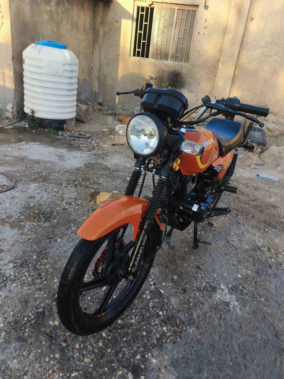 سلام عليكم شاينك للبيع موديل 27فول كله شغال مكفوله من كلشي سعر 857بيه شراي يتصل او خاص  تصل ***********
