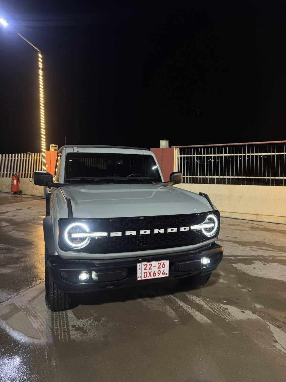 FORD BRONCO
موديل 2024 
ماشي 9000mi
محرك v4 turbo
سيارة مابي حادث
بدون دواخل بدون ارباگ 
دعامي لل دعامي شرط
رقم كاتي تترقم شمالي 
شاشة كبير 
كوشن جلد
كوشن هيتر
سعر 278ورقة
مكان سيارة عقرة (ئاكرئ)
***********
