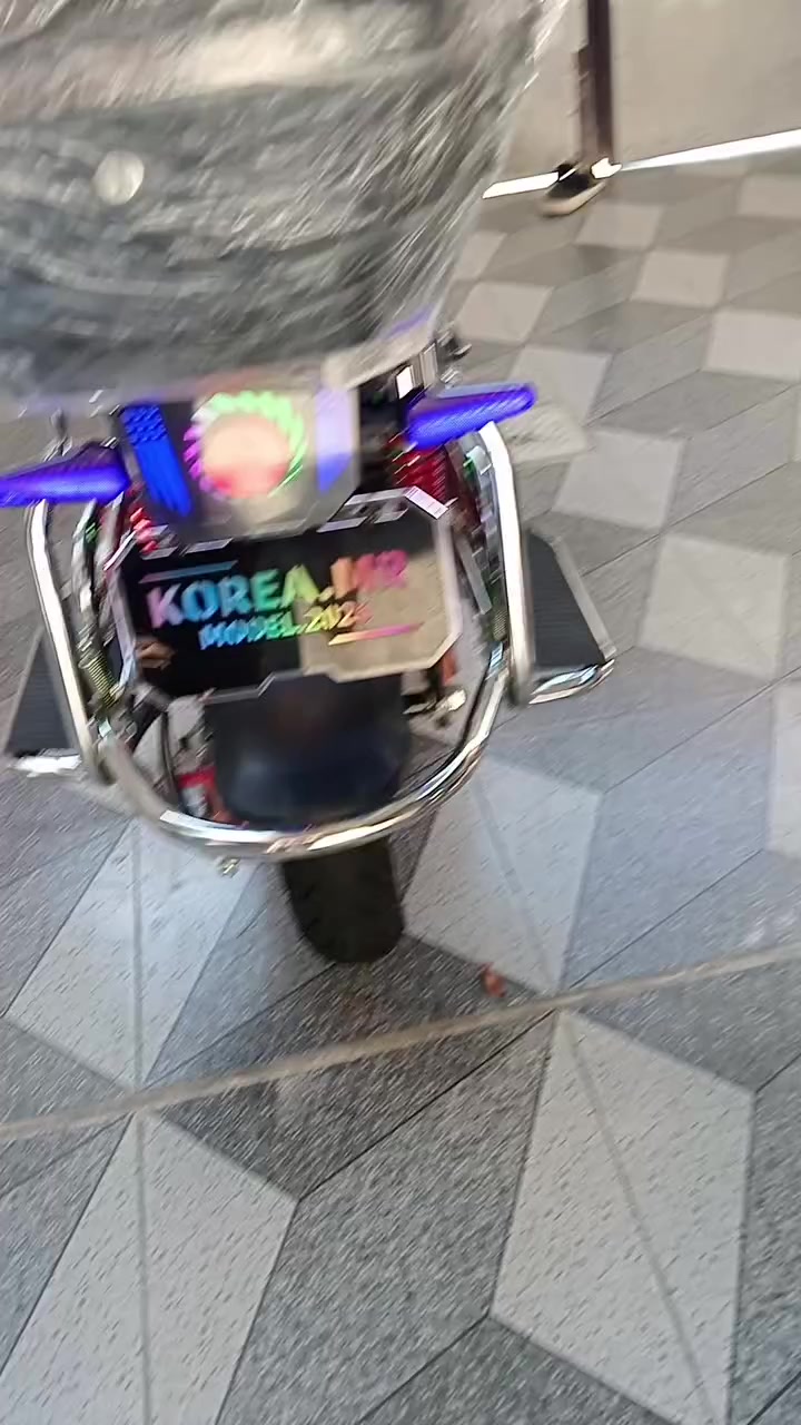 سلام عليكم  موطور جبلي 2026للبيع ممستخدم شي قليل جدن وبطاريات جدد وعل فحص وبي بصمتين وسويجين وبي خوذه وجادر مال شركه وشاحنته الاصليه والسعر 725وبي مجال شي بصيط والعنوان فلوجه جغيفي ثانيه قرب علوه المركزيه وهاذه رقمي بي واتساب ***********
