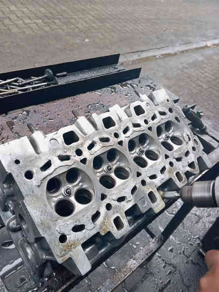 السلام عليكم ورحمه الله وبركاته مستمرين بلعمل تجفيت وصيانة كافة أنواع المحركات التيكو مع الضمان التجفيت ضمان 6اشهر الشغل الصحيح اليوم والشغلة المضبوطة غالية 
الغراض أما شغل الايد كل عمل آلة سعر 
تريد اجفت تجفيت عام مليون يكلف راح ادكول أخذ محرك احسن روح أخذ محرك اني من اجفت ما اخلي شي نقص أو حاجة على نص بحيث ارجعها شركة 
ما تفتح وراي بنيد التجفيت من كلشي رولات قوايش جبن بساتم اويل بم كرنك أذرع عمل كور رايمر كلشي بس الغراض توصل 750الف وشغل الايد 200والدهن 50هاي كلها لا دوانز  ولا ابد روح افتر العراق كلة بس اهم شي الدهن زين و مضبوط  أما الشغل ب500 وب 600ويكلي تجفيت هاذا تلزك وتلطيش
أما المحركات كلشي اكو من مليون 500وانت نازل 
انوب الموديل الجديد محرك عراقي يومية طالعين ابشغلة 
ليش العراق كام يصنع محركات والله مصيبة 
ترة ماكو فرق لا استرالي ولا صيني الكل نفس المحركات 
بس اكو نضيفات واكو تعبانات 
وماكو افضل من محرك سيارتك بس اذا يجي مهجوم تضطر 
تشتري محرك 
الاستفسار الإتصال على الرقم ***********
