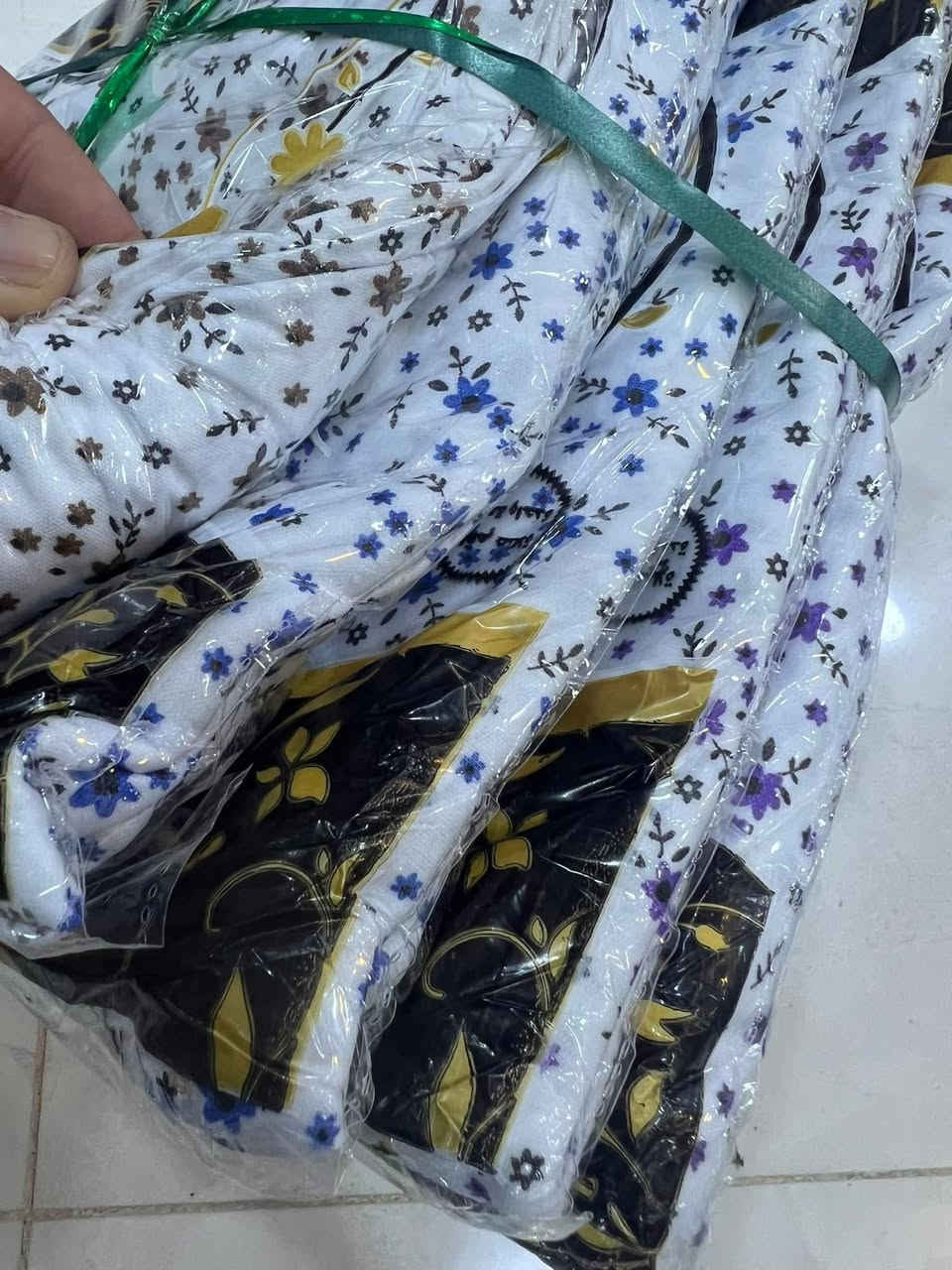 ❤️طقم صلاة ليگرا الاصلي❤️قطعه ب 6 الف فقط
القطعه مترين ونص ضبط بدون نقص
متواجدون كل ايام الاسبوع من 3ونص عصر ل11 ليل
 ☎️ *********** واتساب
شارع تولةفروش مقابل معمل النسيج
✨♥️✨مجمع دلسوز البزاز✨♥️✨
