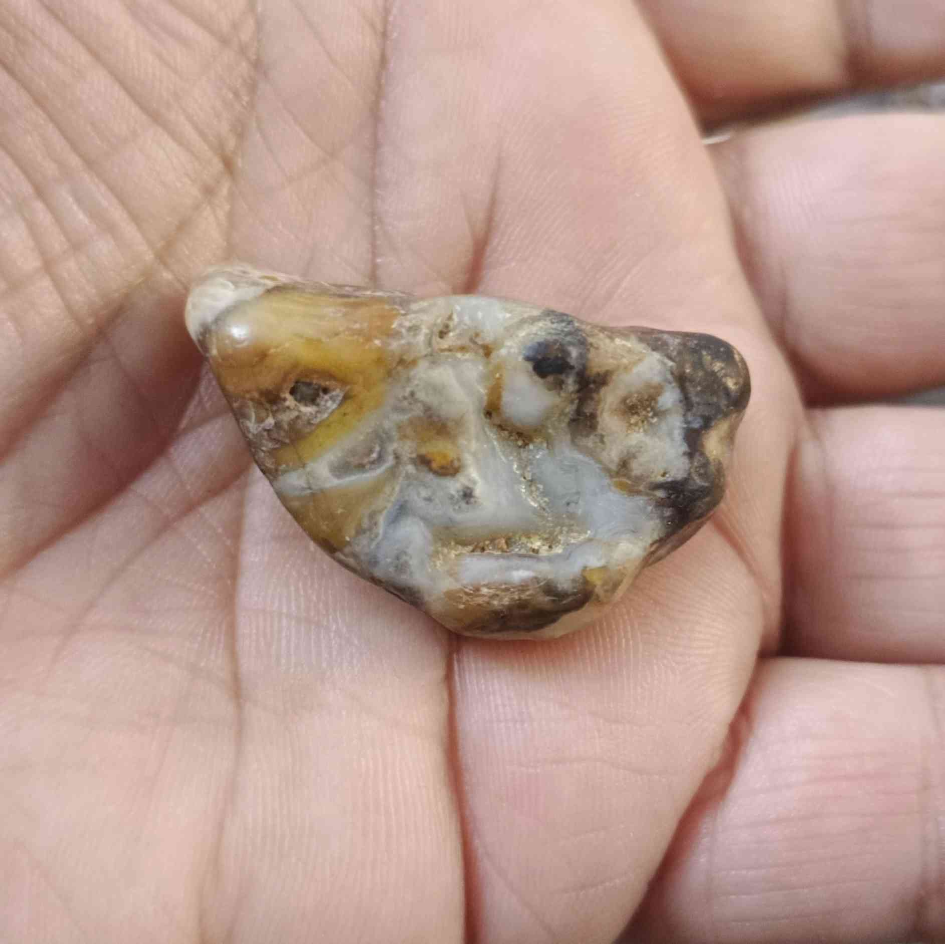 أحجار ملاكط النباعي ذمه يوجد توصيل 
جميع المحافظات ***********
